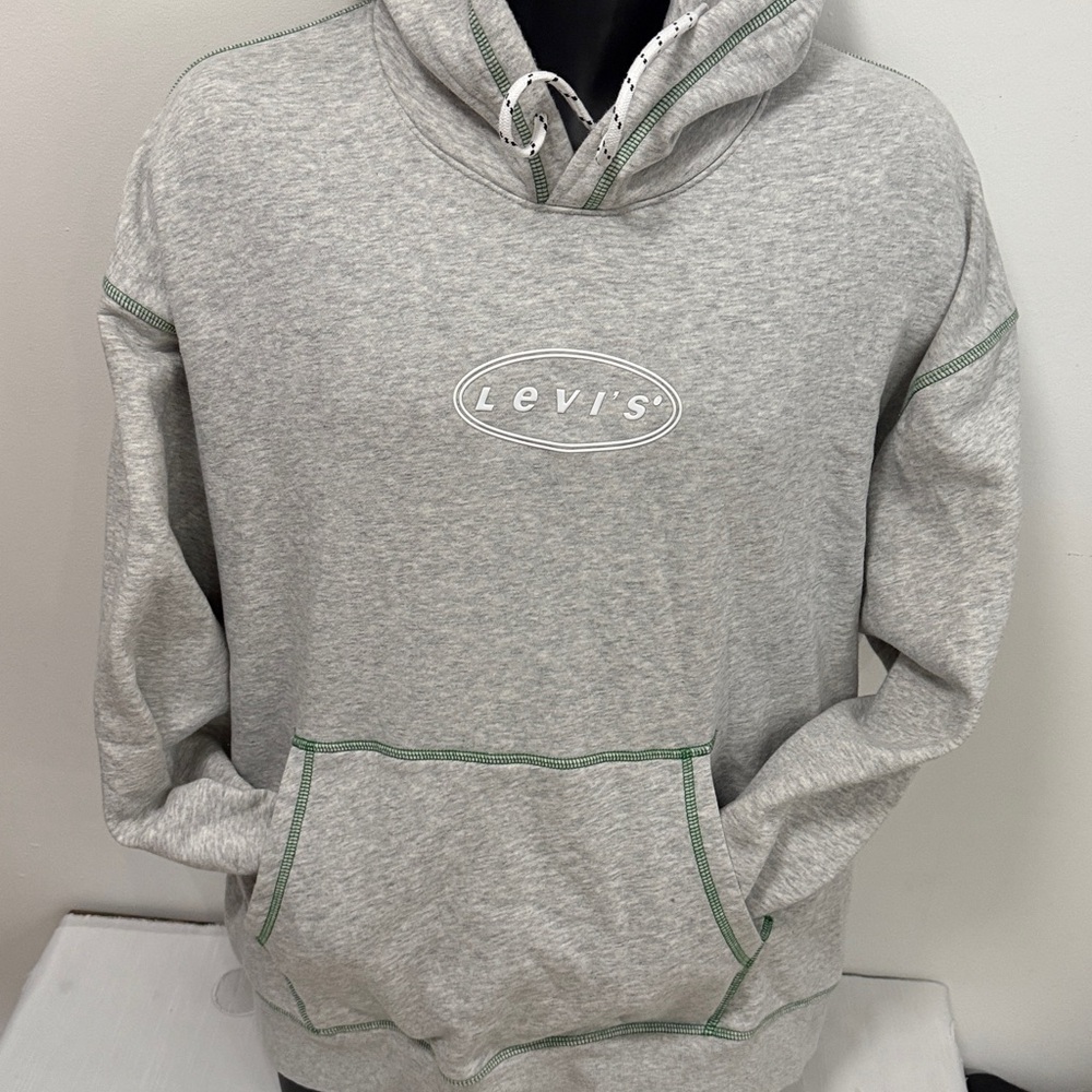 Levi's Cream Relaxed Fit Top